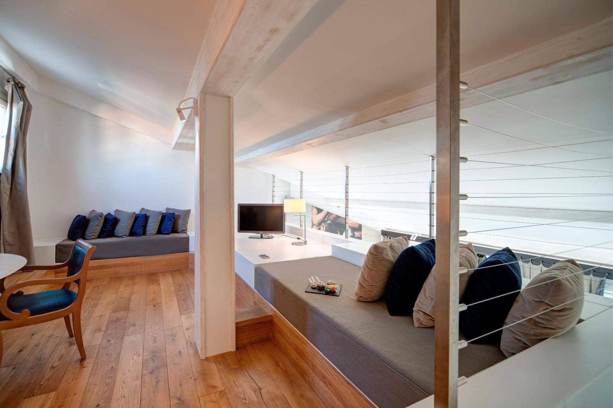 Attic Junior Suite Spa Access